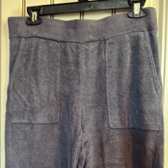 Barefoot Dreams Cozy Blue Gray Lounge Pants with Pockets - Picture 2 of 4
